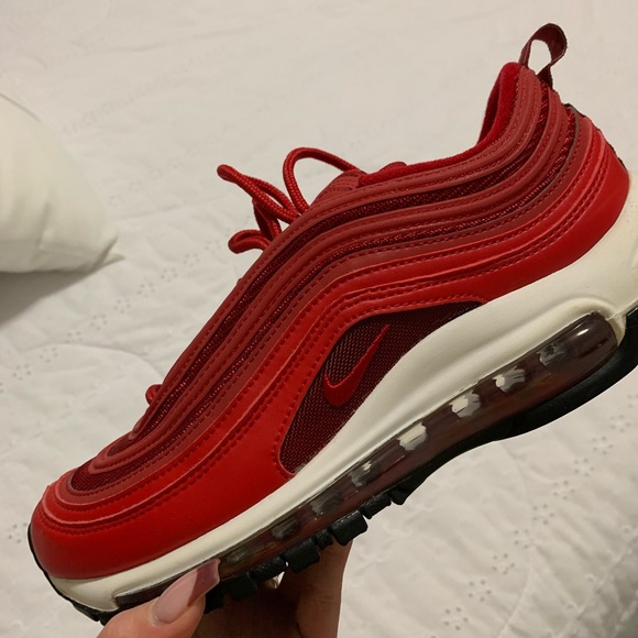 Nike Air 97s “university red” - Picture 4 of 7